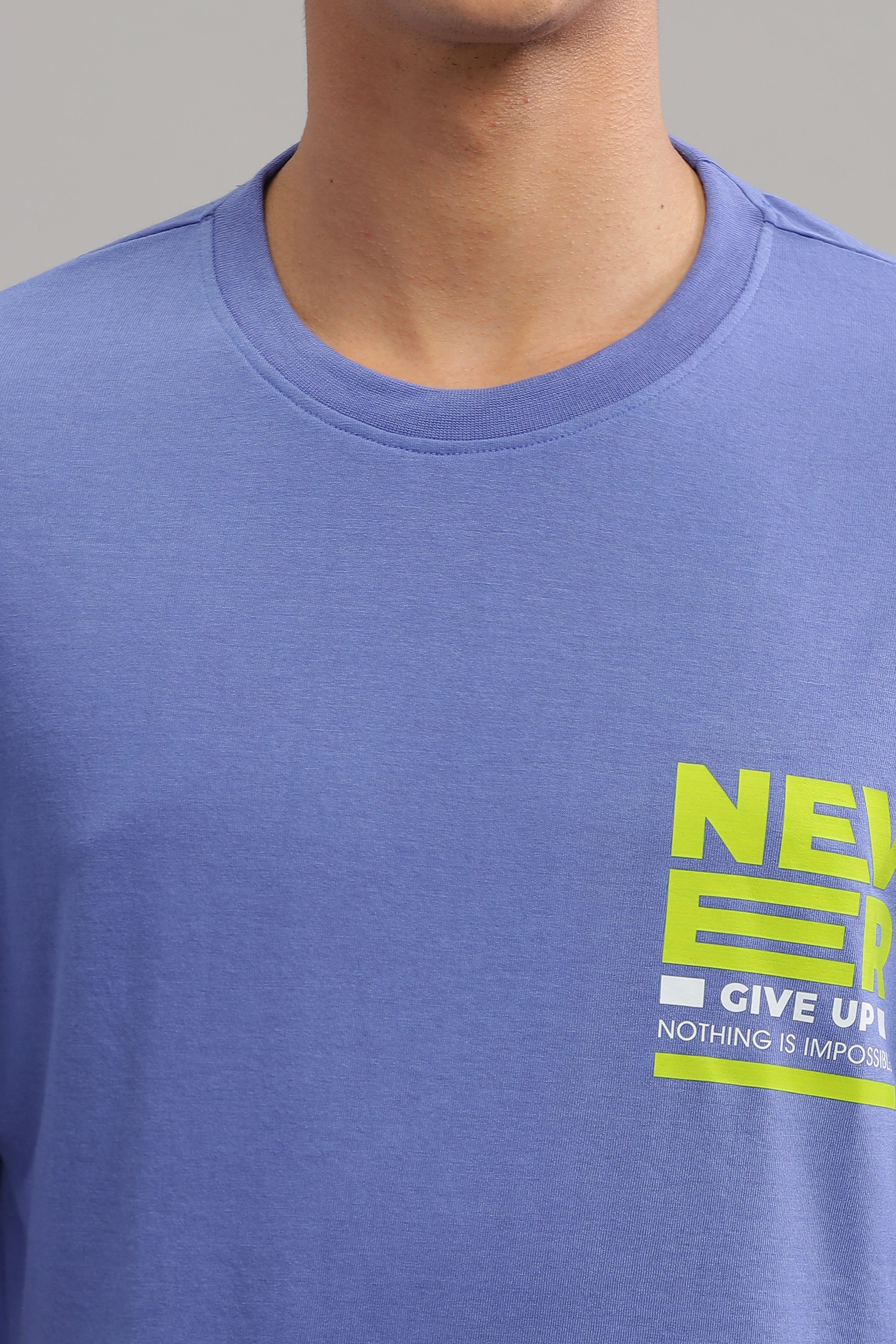 Blue Oversized "Never Give up" T-Shirt