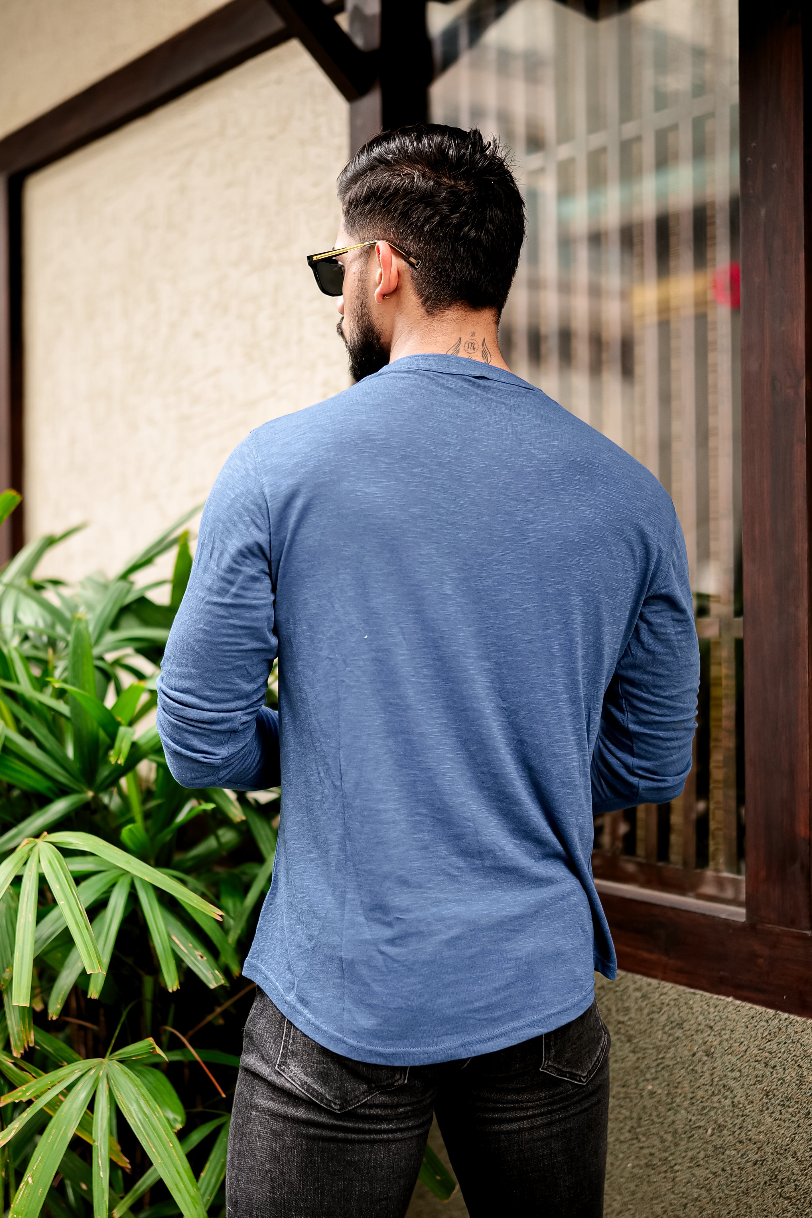 BLUE SLUB HENLEY T-SHIRT