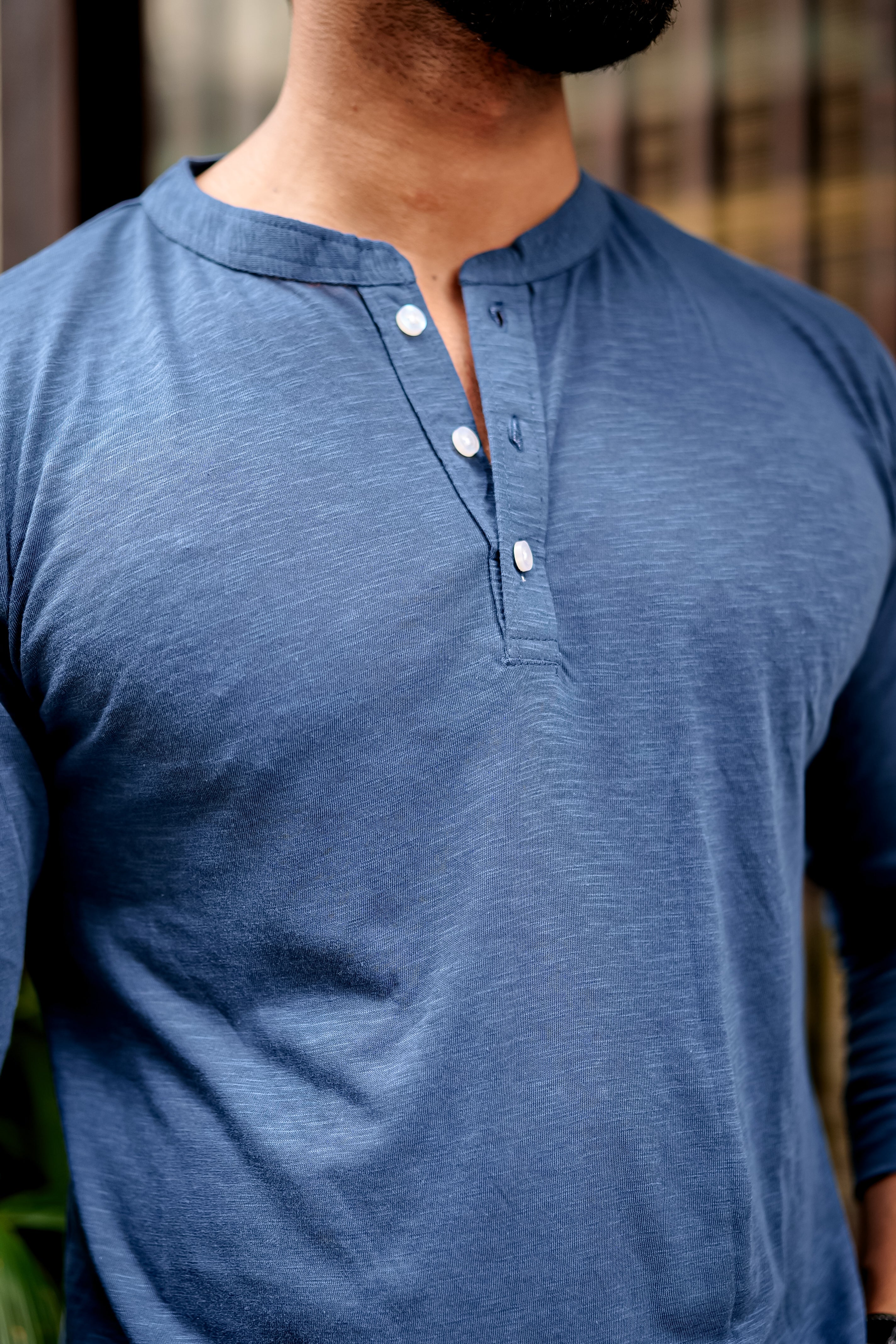 BLUE SLUB HENLEY T-SHIRT