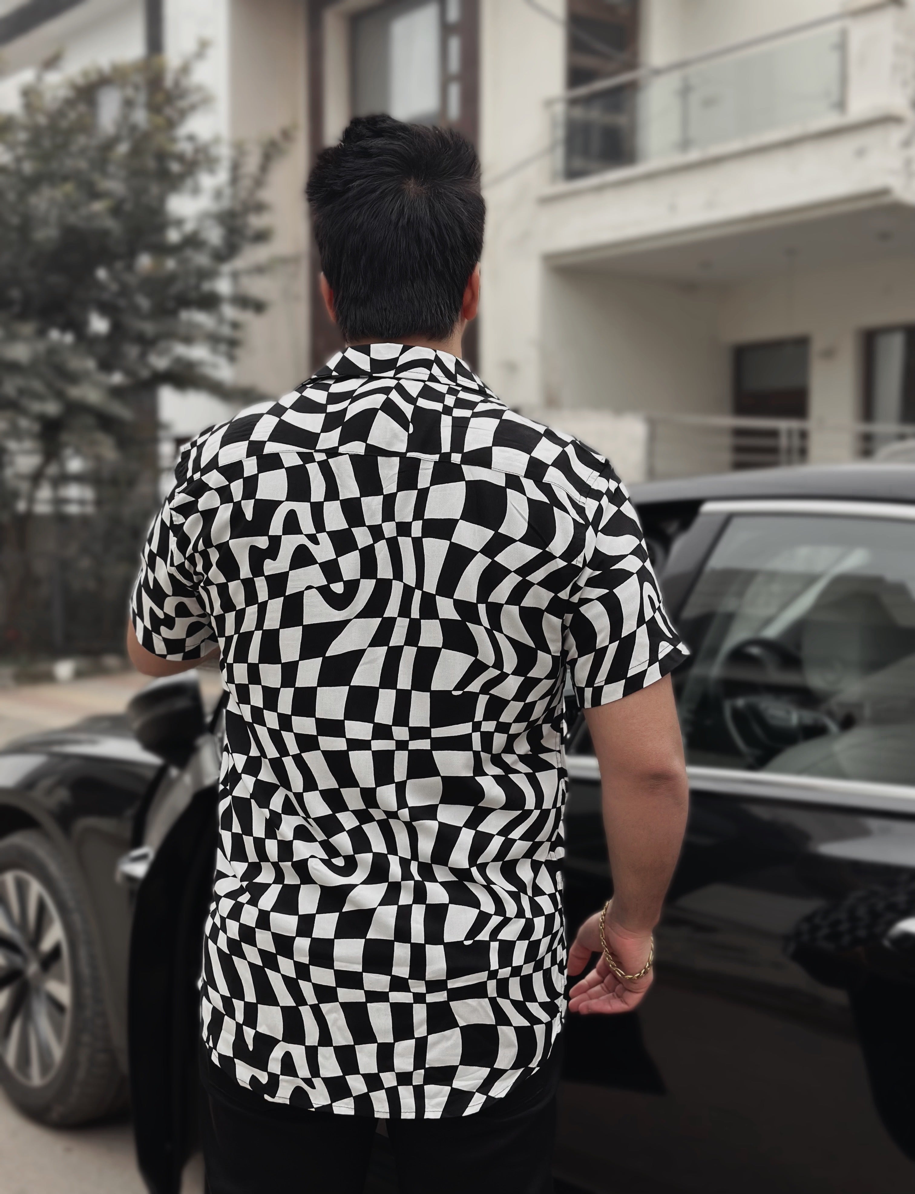 BLACK/WHITE BLOCK PRINTED RAYON SHIRT