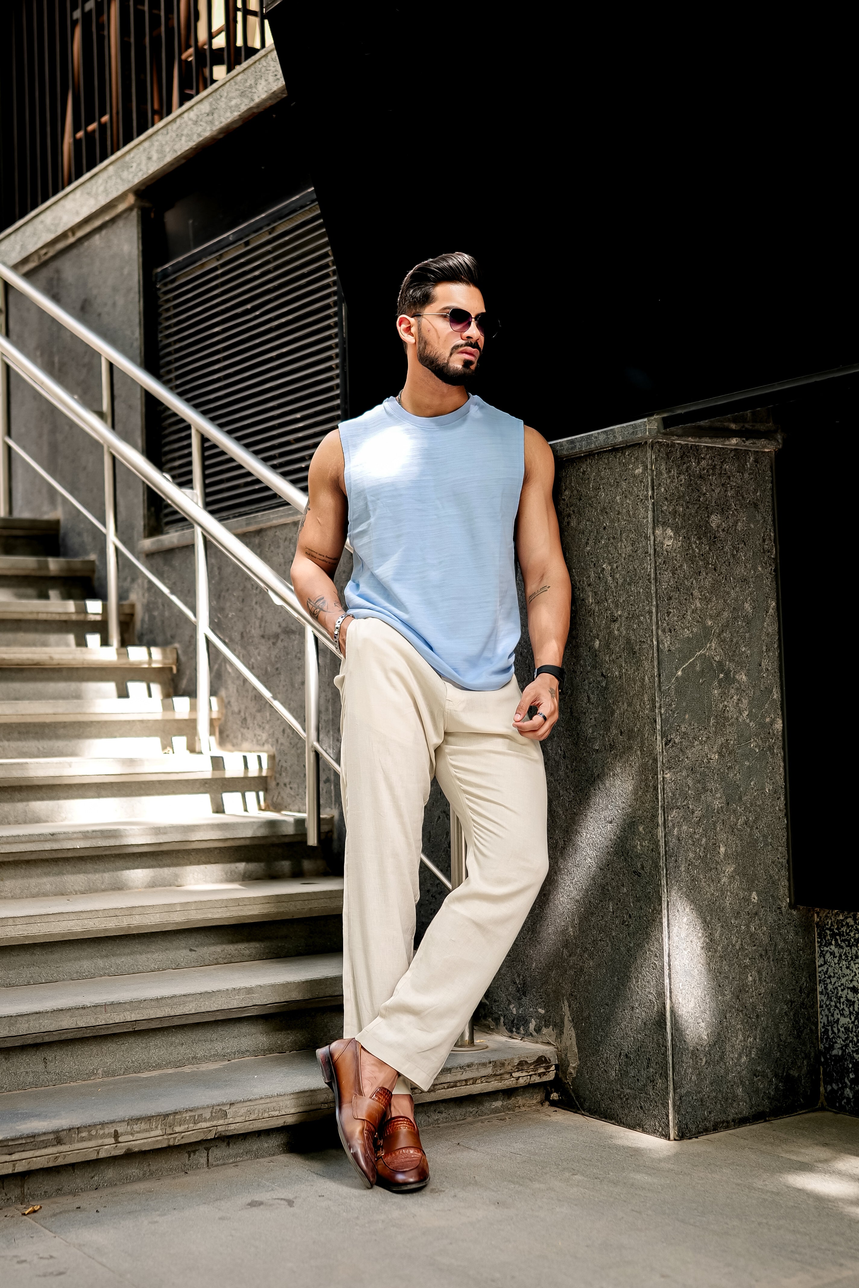 BLUE SLUB SLEEVELESS T-SHIRT